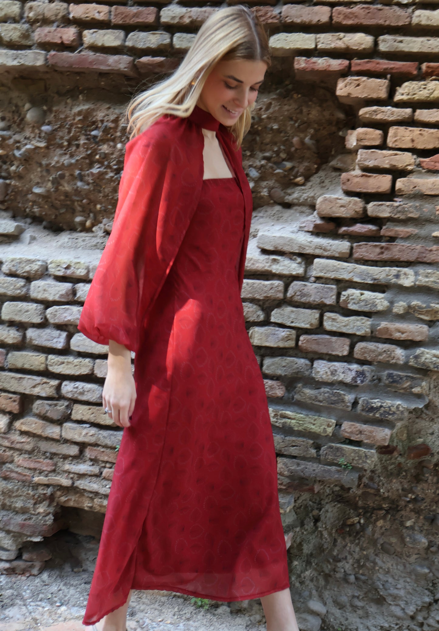 Vestido mangas desmontables estampado flores rojo