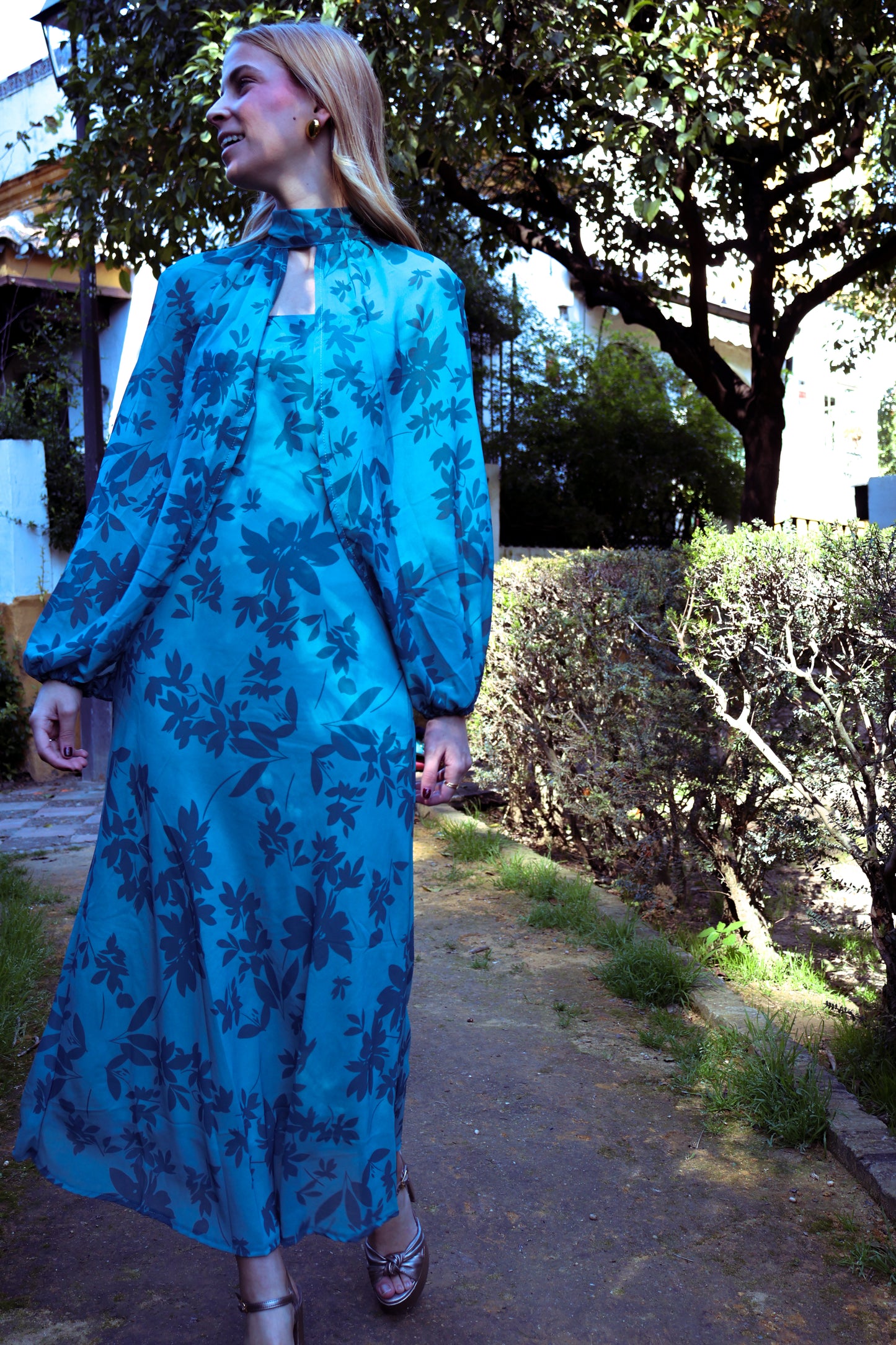 Vestido mangas desmontables estamapado flores turquesa